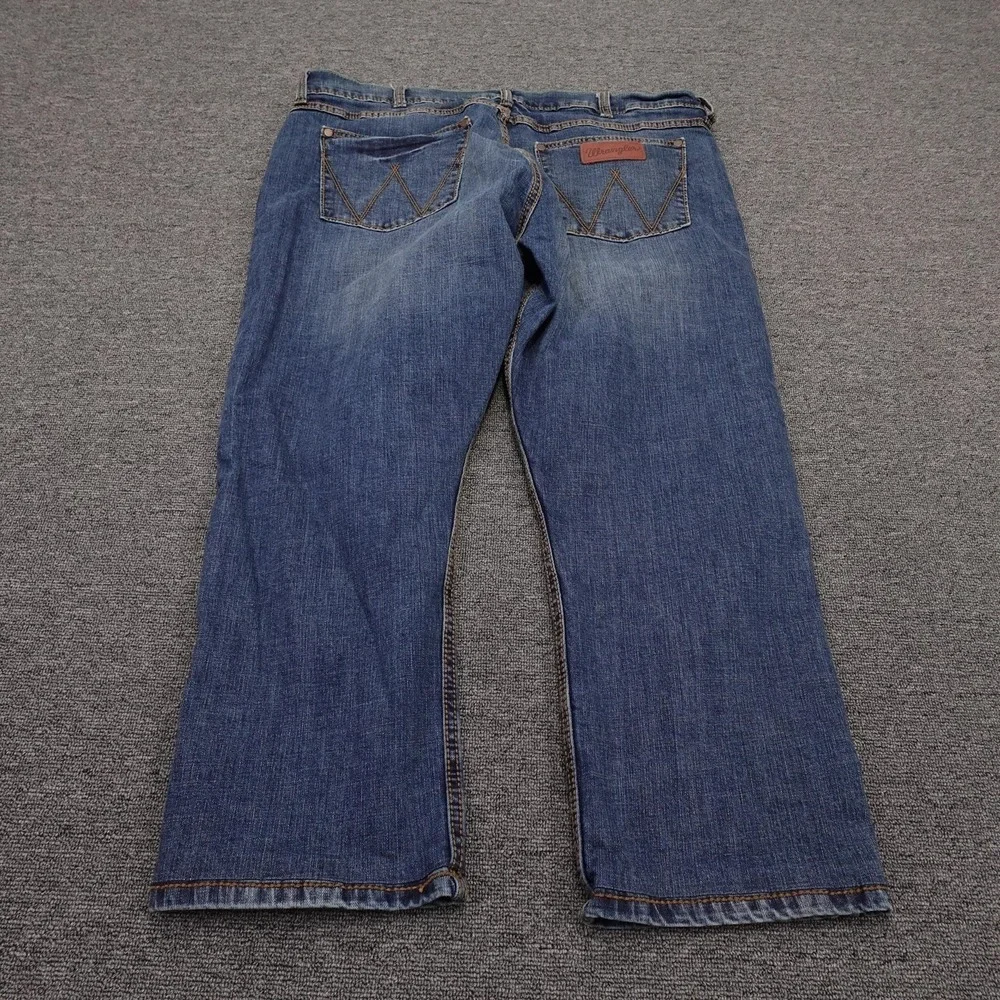 Wrangler Retro Slim Straight Jeans Mens 38x26 Blue Medium Wash Stretch Denim